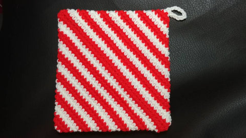 Crochet pot holder red and white stripes