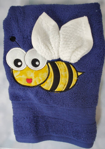 3 dimensional bumble bee hand towel and wash cloth, Valentine's day gift
