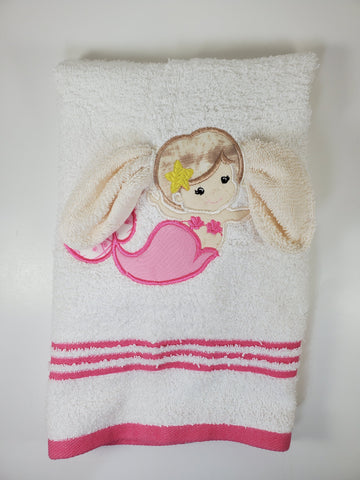 3 dimensional pink mermaid hand towel and wash cloth set, pink mermaid bathroom decor, girl Christmas gift, birthday gift, ocean theme